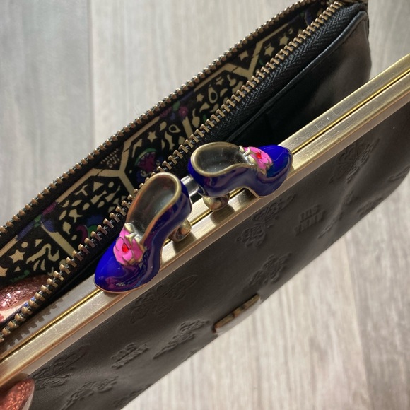 ANNA SUI Wallet - Picture 9 of 9